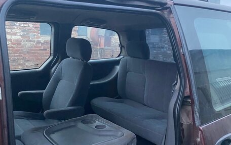 KIA Carnival III, 2000 год, 315 000 рублей, 10 фотография