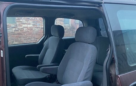 KIA Carnival III, 2000 год, 315 000 рублей, 9 фотография