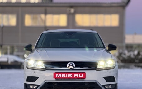 Volkswagen Tiguan II, 2019 год, 2 859 000 рублей, 3 фотография