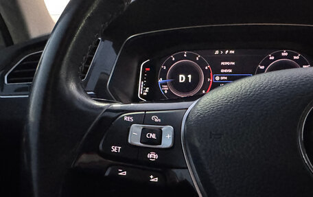 Volkswagen Tiguan II, 2019 год, 2 859 000 рублей, 19 фотография