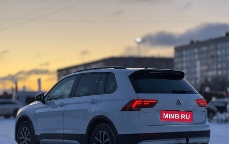 Volkswagen Tiguan II, 2019 год, 2 859 000 рублей, 7 фотография