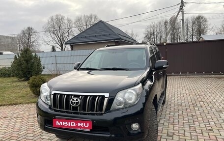 Toyota Land Cruiser Prado 150 рестайлинг 2, 2011 год, 2 120 000 рублей, 3 фотография