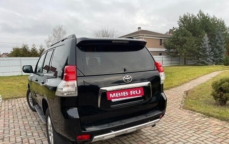 Toyota Land Cruiser Prado 150 рестайлинг 2, 2011 год, 2 120 000 рублей, 10 фотография