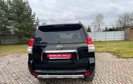 Toyota Land Cruiser Prado 150 рестайлинг 2, 2011 год, 2 120 000 рублей, 9 фотография