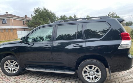 Toyota Land Cruiser Prado 150 рестайлинг 2, 2011 год, 2 120 000 рублей, 12 фотография