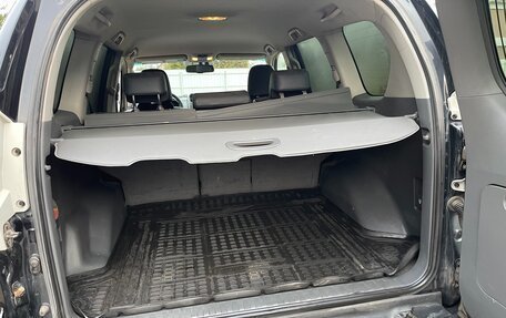 Toyota Land Cruiser Prado 150 рестайлинг 2, 2011 год, 2 120 000 рублей, 16 фотография