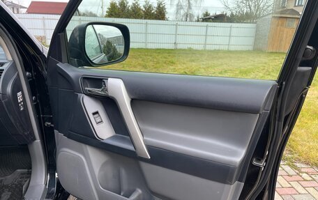 Toyota Land Cruiser Prado 150 рестайлинг 2, 2011 год, 2 120 000 рублей, 22 фотография