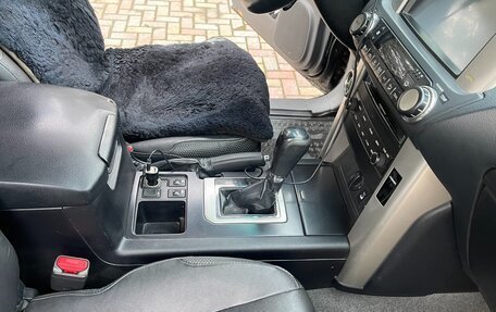 Toyota Land Cruiser Prado 150 рестайлинг 2, 2011 год, 2 120 000 рублей, 25 фотография