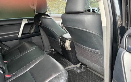 Toyota Land Cruiser Prado 150 рестайлинг 2, 2011 год, 2 120 000 рублей, 20 фотография