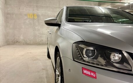 Volkswagen Passat B7, 2011 год, 1 450 000 рублей, 14 фотография