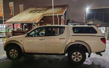 Mitsubishi L200 IV рестайлинг, 2011 год, 1 650 000 рублей, 3 фотография