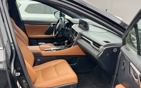 Lexus RX IV рестайлинг, 2019 год, 3 800 000 рублей, 3 фотография