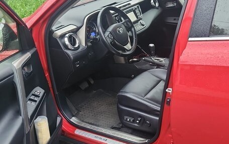 Toyota RAV4, 2013 год, 2 000 000 рублей, 7 фотография