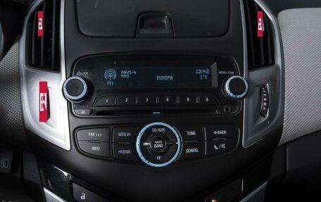 Chevrolet Cruze II, 2013 год, 890 000 рублей, 12 фотография