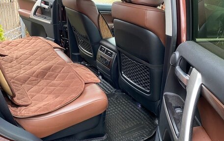 Toyota Land Cruiser 200, 2016 год, 6 350 000 рублей, 9 фотография