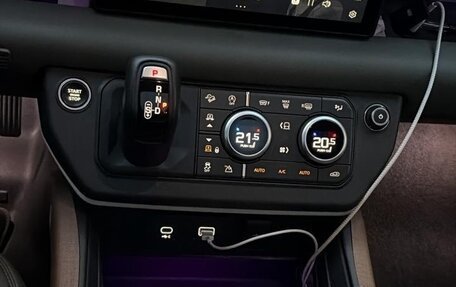 Land Rover Defender II, 2020 год, 5 300 000 рублей, 5 фотография