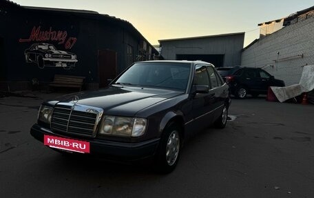 Mercedes-Benz E-Класс, 1992 год, 330 000 рублей, 8 фотография