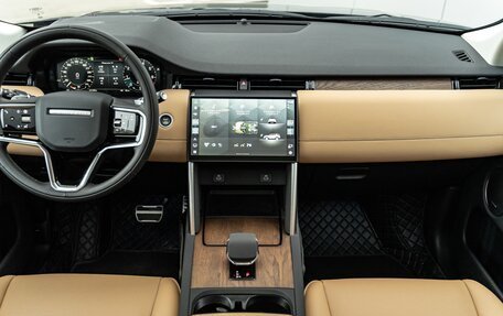 Land Rover Discovery Sport I рестайлинг, 2025 год, 6 090 000 рублей, 12 фотография