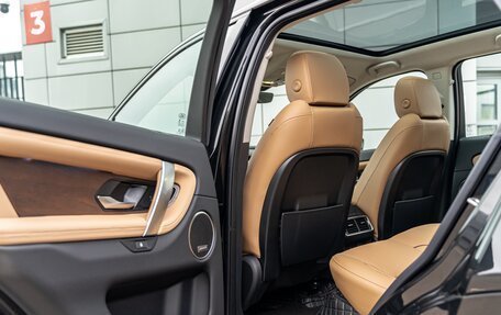 Land Rover Discovery Sport I рестайлинг, 2025 год, 6 090 000 рублей, 20 фотография