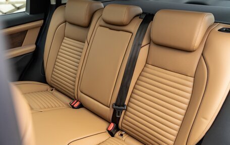 Land Rover Discovery Sport I рестайлинг, 2025 год, 6 090 000 рублей, 22 фотография