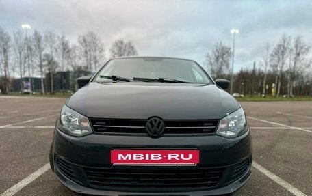 Volkswagen Polo VI (EU Market), 2014 год, 729 000 рублей, 2 фотография