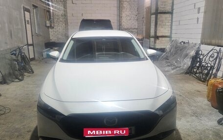 Mazda 3, 2018 год, 1 650 000 рублей, 1 фотография