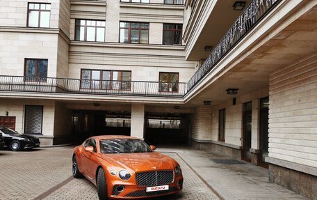 Bentley Continental GT III, 2018 год, 20 500 000 рублей, 2 фотография