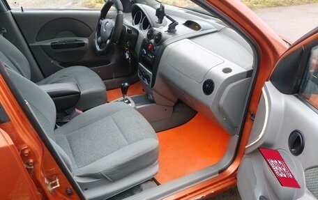 Chevrolet Aveo III, 2004 год, 300 000 рублей, 16 фотография