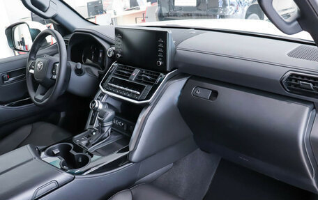 Toyota Land Cruiser, 2025 год, 16 300 000 рублей, 7 фотография