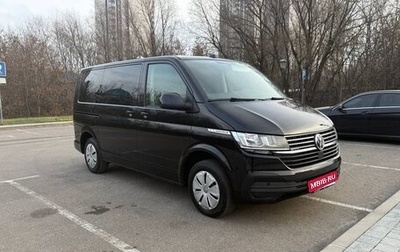 Volkswagen Caravelle T6 рестайлинг, 2021 год, 4 100 000 рублей, 1 фотография