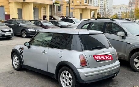 MINI Hatch, 2002 год, 405 000 рублей, 2 фотография