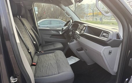 Volkswagen Caravelle T6 рестайлинг, 2021 год, 4 100 000 рублей, 5 фотография