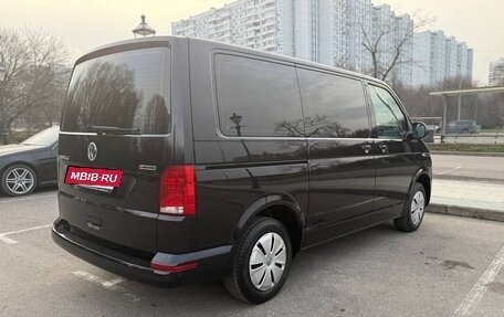 Volkswagen Caravelle T6 рестайлинг, 2021 год, 4 100 000 рублей, 3 фотография