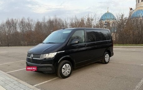 Volkswagen Caravelle T6 рестайлинг, 2021 год, 4 100 000 рублей, 2 фотография