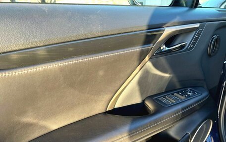 Lexus RX IV рестайлинг, 2017 год, 4 570 000 рублей, 14 фотография