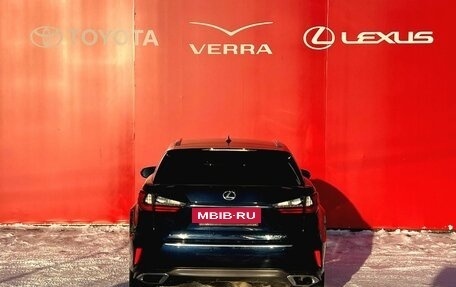 Lexus RX IV рестайлинг, 2017 год, 4 570 000 рублей, 7 фотография