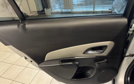 Chevrolet Cruze II, 2011 год, 695 000 рублей, 14 фотография