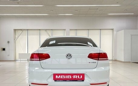 Volkswagen Passat B8 рестайлинг, 2016 год, 1 750 000 рублей, 8 фотография
