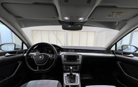 Volkswagen Passat B8 рестайлинг, 2016 год, 1 750 000 рублей, 13 фотография