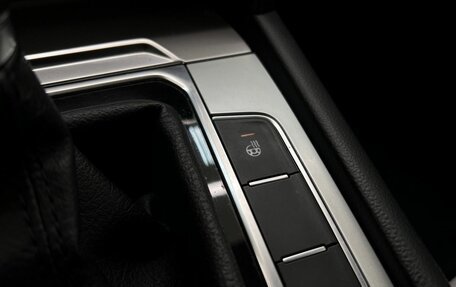 Volkswagen Passat B8 рестайлинг, 2016 год, 1 750 000 рублей, 24 фотография