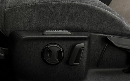 Volkswagen Passat B8 рестайлинг, 2016 год, 1 750 000 рублей, 28 фотография