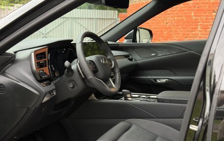 Lexus RX IV рестайлинг, 2025 год, 13 500 000 рублей, 12 фотография