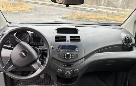 Chevrolet Spark III, 2011 год, 445 000 рублей, 5 фотография