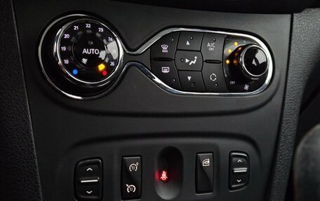 Renault Sandero II рестайлинг, 2016 год, 869 000 рублей, 12 фотография