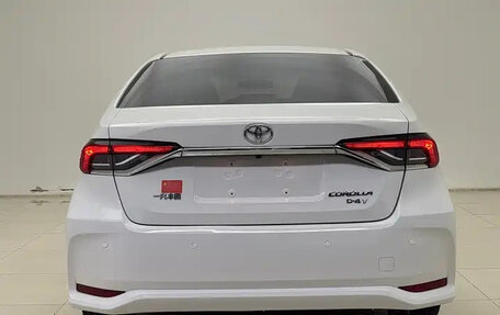 Toyota Corolla, 2022 год, 1 630 000 рублей, 5 фотография