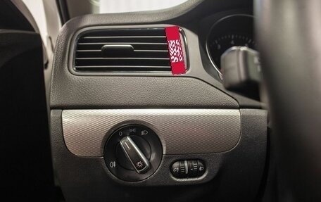 Volkswagen Jetta VI, 2016 год, 1 430 000 рублей, 34 фотография