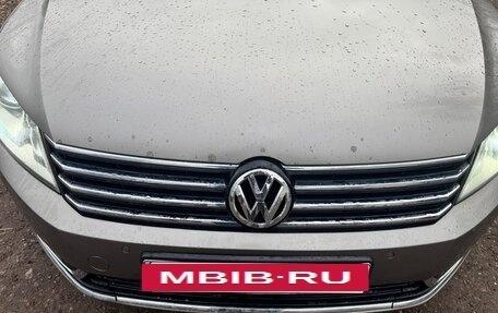 Volkswagen Passat B7, 2013 год, 1 050 000 рублей, 2 фотография