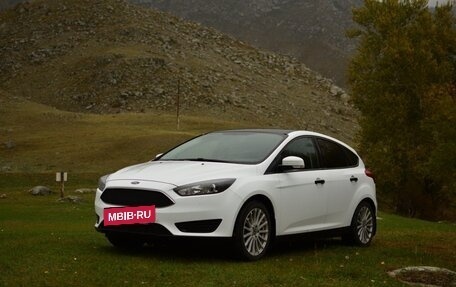 Ford Focus III, 2018 год, 1 000 000 рублей, 2 фотография