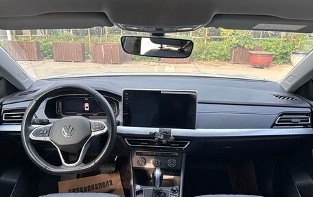 Volkswagen Lavida, 2022 год, 1 500 013 рублей, 6 фотография