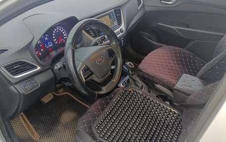 Hyundai Solaris II рестайлинг, 2018 год, 1 310 000 рублей, 5 фотография